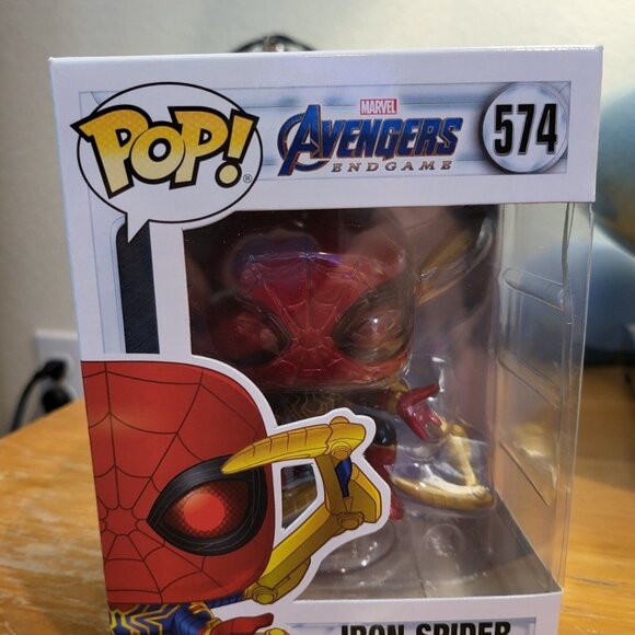 Marvel Avengers End Game Iron Spider Funko Pop - Picture 1 of 7